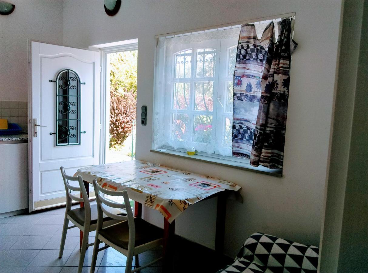 Fesztival Nyaralohaz Apartment ซามาร์ดี ภายนอก รูปภาพ